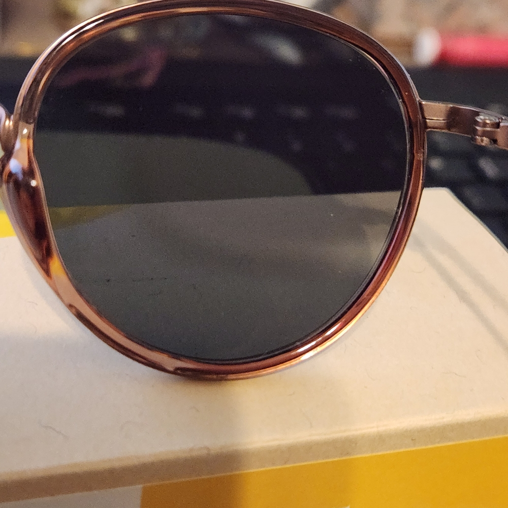 Baia Copper Forest Round Women's Sunglasses - Copper Frame, Green Lenses - Picture 5 of 14